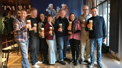 Für die Darsteller des Singspiels am Nockherberg hat die heiße Phase der Vorbereitung begonnen.  (Foto: Malin Wunderlich/dpa)