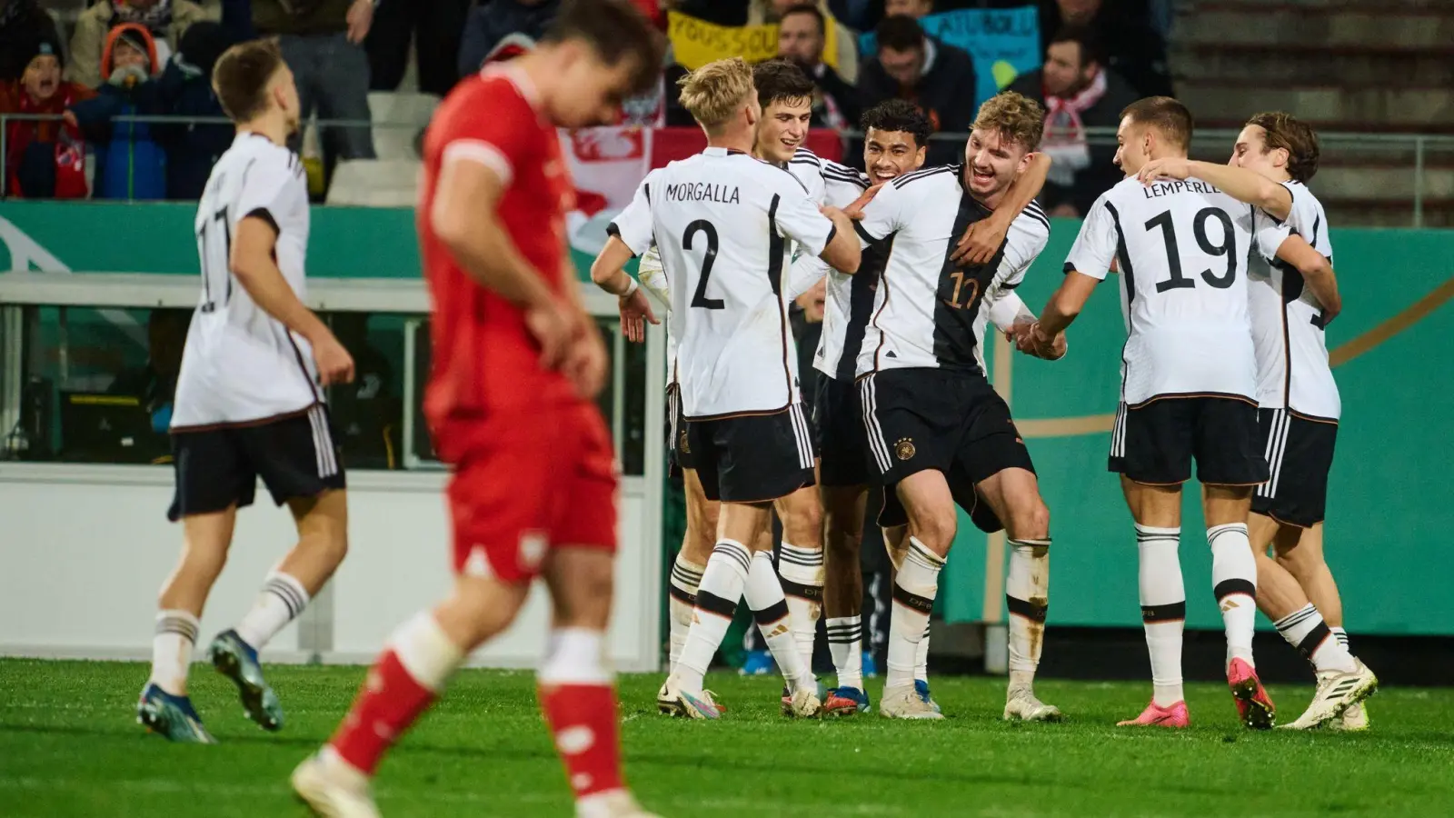 Die deutsche U21 setzte sich nach Rückstand noch mit 3:1 gegen Polen durch. (Foto: Bernd Thissen/dpa)