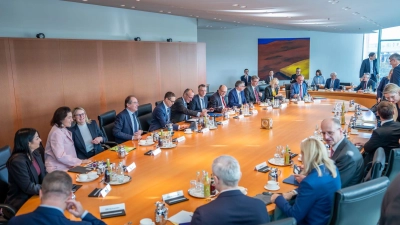 Jeden Mittwoch trifft sich das Bundeskabinett. Dieses Mal soll es vor allem um Bürokratieabbau gehen. (Foto: Michael Kappeler/dpa)