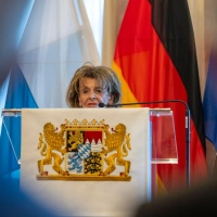 „Das macht mir Angst“, sagt Charlotte Knobloch (Archiv). (Foto: Peter Kneffel/dpa)