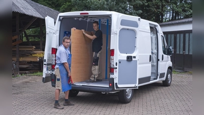 Mit fachkundiger Hilfe gelingt jedes Projekt. Spezialisierte Unternehmen helfen Ihnen gerne und stressfrei. (Foto: Pexels)