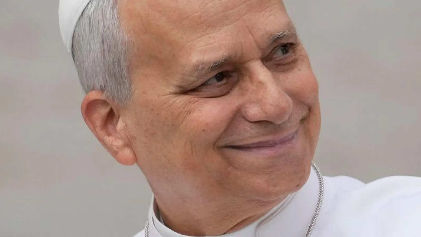 Der Papst spricht sich immer wieder für Frieden aus. (Archivbild) (Foto: Gregorio Borgia/AP/dpa)