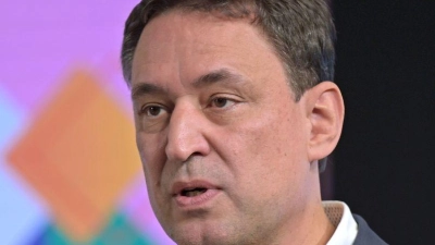 Georg Eisenreich gibt die Verlängerung der Initiative „Justiz und Medien - konsequent gegen Hass“ bekannt. (Foto: Malin Wunderlich/dpa)