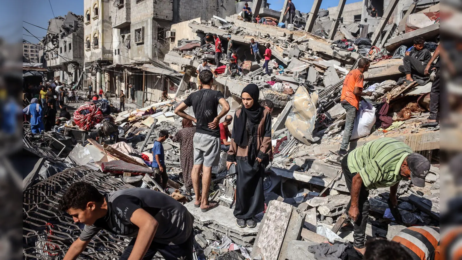 Bei israelischen Angriffen im Gazastreifen starben nach Angaben aus medizinischen Kreisen mindestens 50 Menschen.  (Foto: Abed Rahim Khatib/dpa)