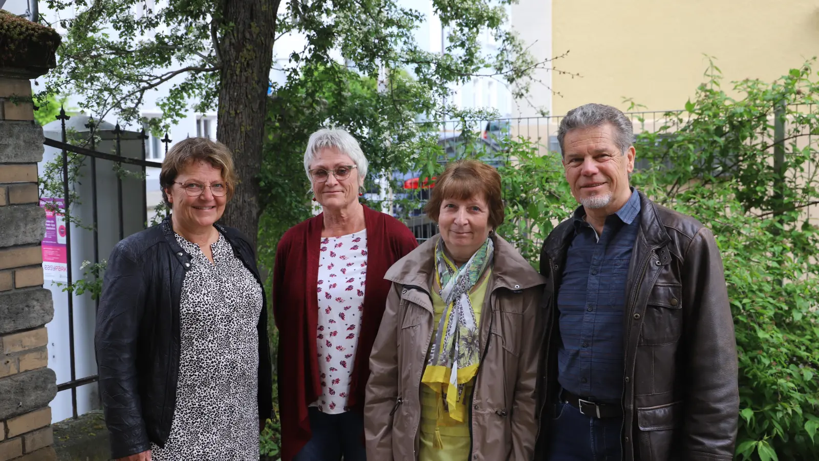 Sie engagieren sich im Hospizverein Ansbach als Trauerbegleiter: Gabriele Metzger, Katharina Hochreuther, Maria Mederer und Wolfgang Mack (von links). (Foto: Oliver Herbst)