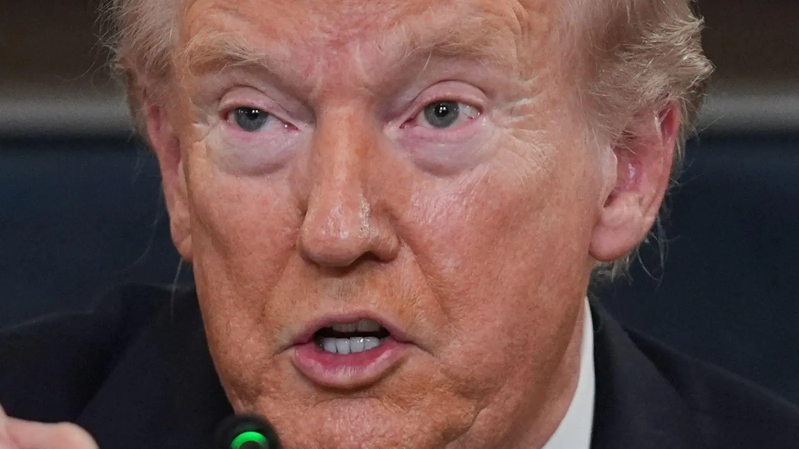 US-Präsident Trump hat die Handelsgespräche mit Kanada für beendet erklärt. (Archivbild) (Foto: Evan Vucci/AP/dpa)