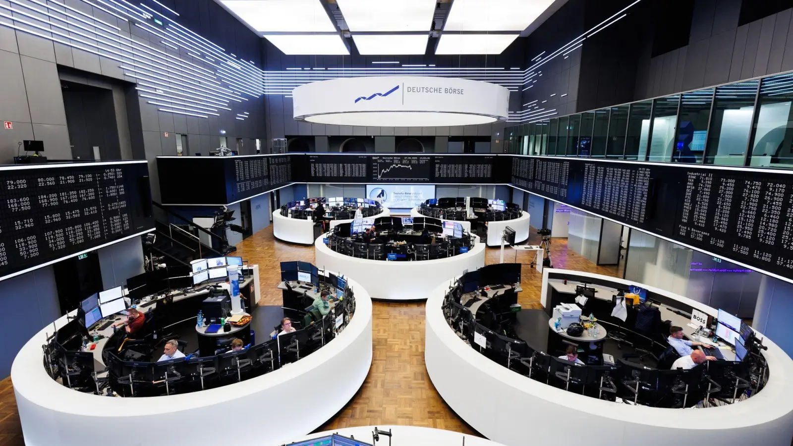 Börse Frankfurt: Nur wenige der wertvollsten Börsenkonzerne der Welt kommen aus Deutschland (Archivbild) (Foto: Lando Hass/dpa)