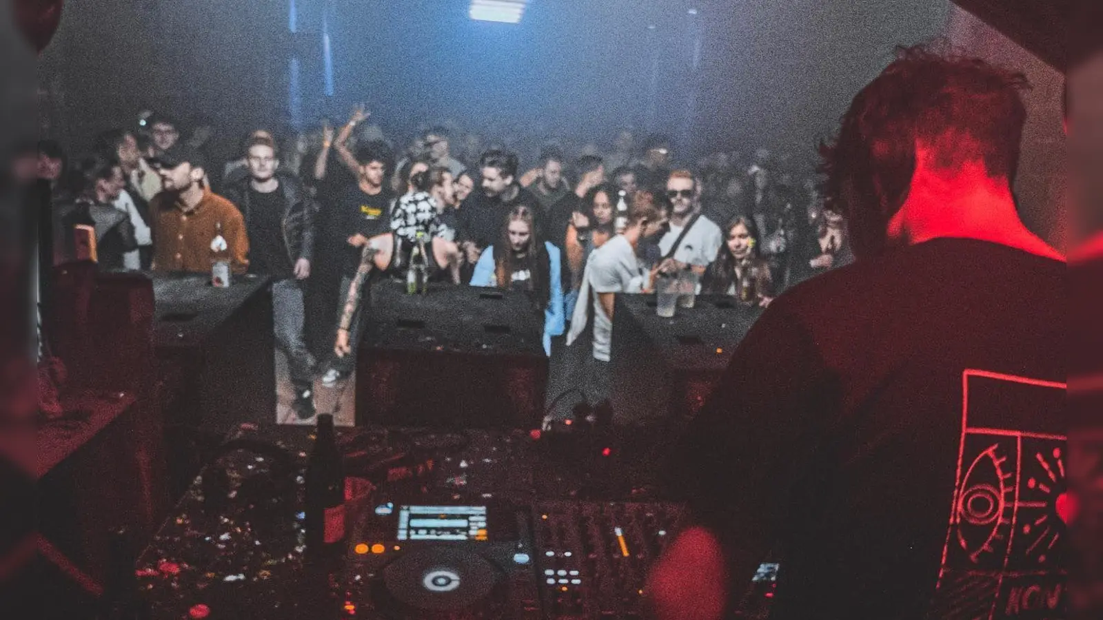 Der Verein „Kontrastprogramm“ veranstaltet in der Alten Ziegelei ab und an auch Raves, technoide Tanzveranstaltungen also. (Foto: Kontrastprogramm)