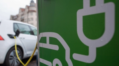 Die Förderung für E-Autos durch den Bund ist noch im vergangenen Jahr ausgelaufen. (Foto: Hendrik Schmidt/dpa)