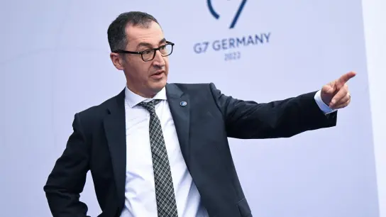 Cem Özdemir (Grüne), Bundesminister für Ernährung und Landwirtschaft, beim Treffen der G7-Agrarminister in Stuttgart. (Foto: Bernd Weißbrod/dpa)