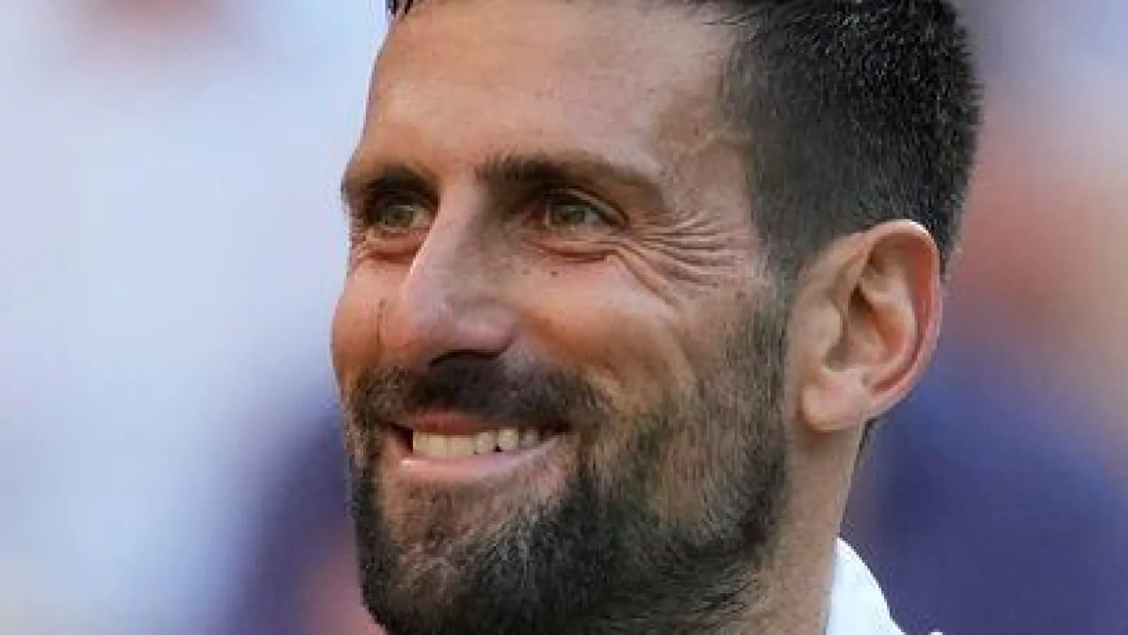 „Pump it up“: Novak Djokovic mit seinem neuen Jubel. (Foto: Kin Cheung/AP/dpa)