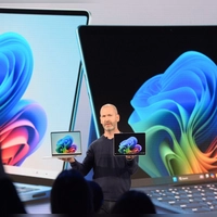 Betriebssysteme wie Windows integrieren zunehmend KI-Funktionen. Rechner, die im Sinne von Microsoft auf KI-Produktivität ausgelegt sind, dürfen etwa das Copilot+-Label tragen. (Foto: Andrej Sokolow/dpa/dpa-tmn)