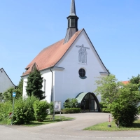 Am vierten Advent 1951 wurde die Marienkirche im Ansbacher Stadtteil Meinhardswinden eingeweiht. (Foto: Alexander Biernoth)