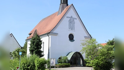 Am vierten Advent 1951 wurde die Marienkirche im Ansbacher Stadtteil Meinhardswinden eingeweiht. (Foto: Alexander Biernoth)