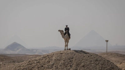 Sakkara ist die Begräbnisstätte der altägyptischen Residenzstadt Memphis. (Foto: Oliver Weiken/dpa)