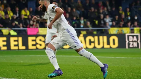 Karim Benzema von Real Madrid jubelt nach einem Treffer. (Foto: Alberto Saiz/AP/dpa)
