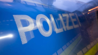Nach umfangreichen Ermittlungen zu einem versuchten Tötungsdelikt in Postbauer-Heng wurden mehrere Tatverdächtige festgenommen. (Symbolbild) (Foto: Marijan Murat/dpa)