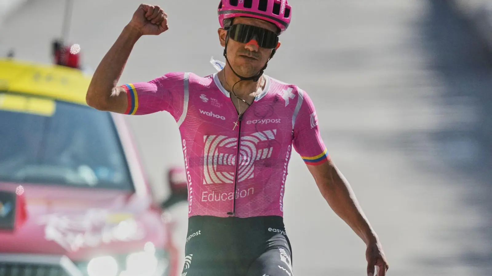 Der insgesamt zweite Tour-Etappensieg von Carapaz. (Foto: Mosa'ab Elshamy/AP/dpa)