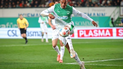Abrangao schafft innerhalb kurzer Zeit den Sprung in die Profimannschaft. (Archivbild) (Foto: Daniel Karmann/dpa)