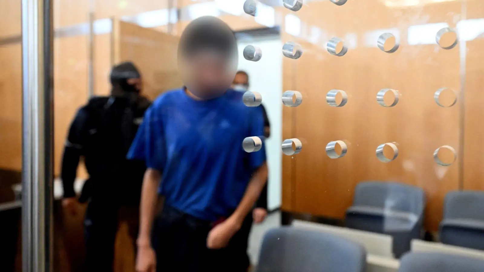 Der Angeklagte hat die Tat gestanden. (Foto: Federico Gambarini/dpa)