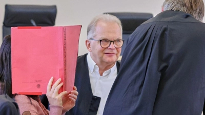 Am Freitag haben die Verteidiger der Angeklagten im Mordprozess im Fall Fabian einen bedeutenden Auftritt. (Foto: Bernd Wüstneck/dpa)