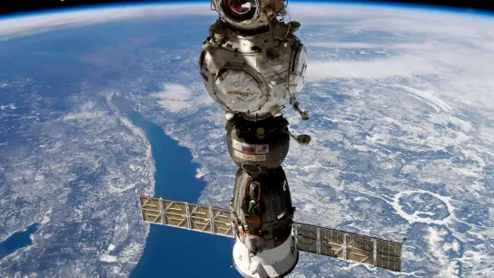 Eine Sojus-Kapsel der Internationalen Raumstation (ISS). (Foto: Sergei Korsakov/Roscosmos State Space Corporation/AP/dpa)