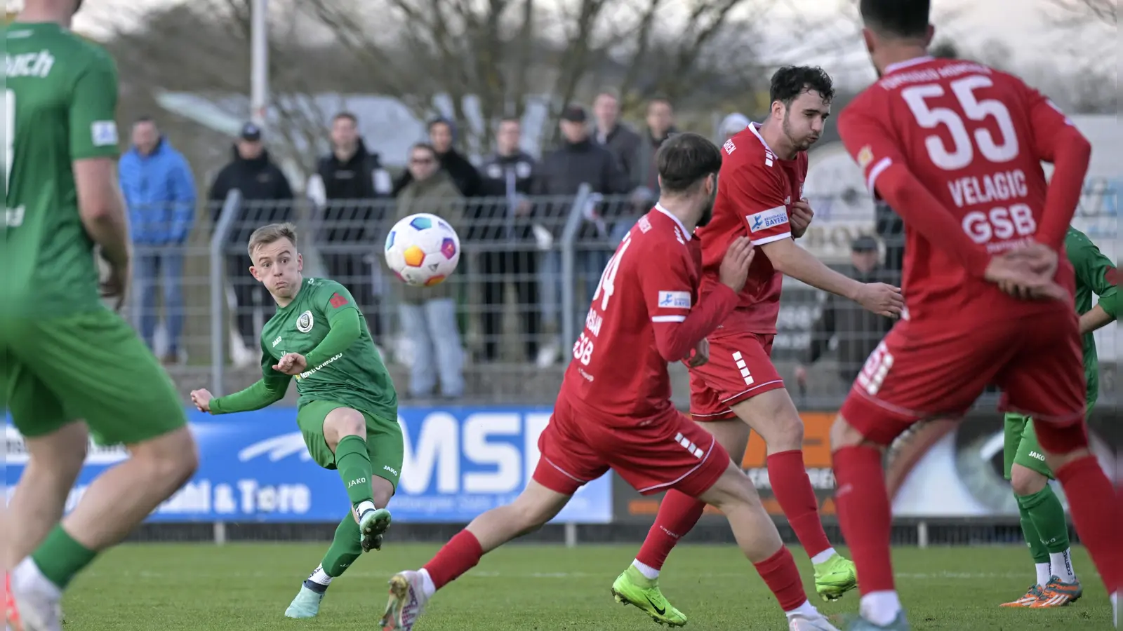 Gleich steht es 5:0: Robin Hartnagel (links) erzielt sein erstes Regionalligator. (Foto: Martin Rügner)