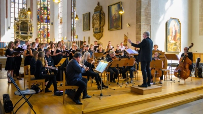 Interpretierten geistliche Werke des 18. und 19. Jahrhunderts: die Bachwochen-Helfer und ein Instrumentalensemble unter der Leitung von Carl Friedrich Meyer. (Foto: René Chlopotowski)