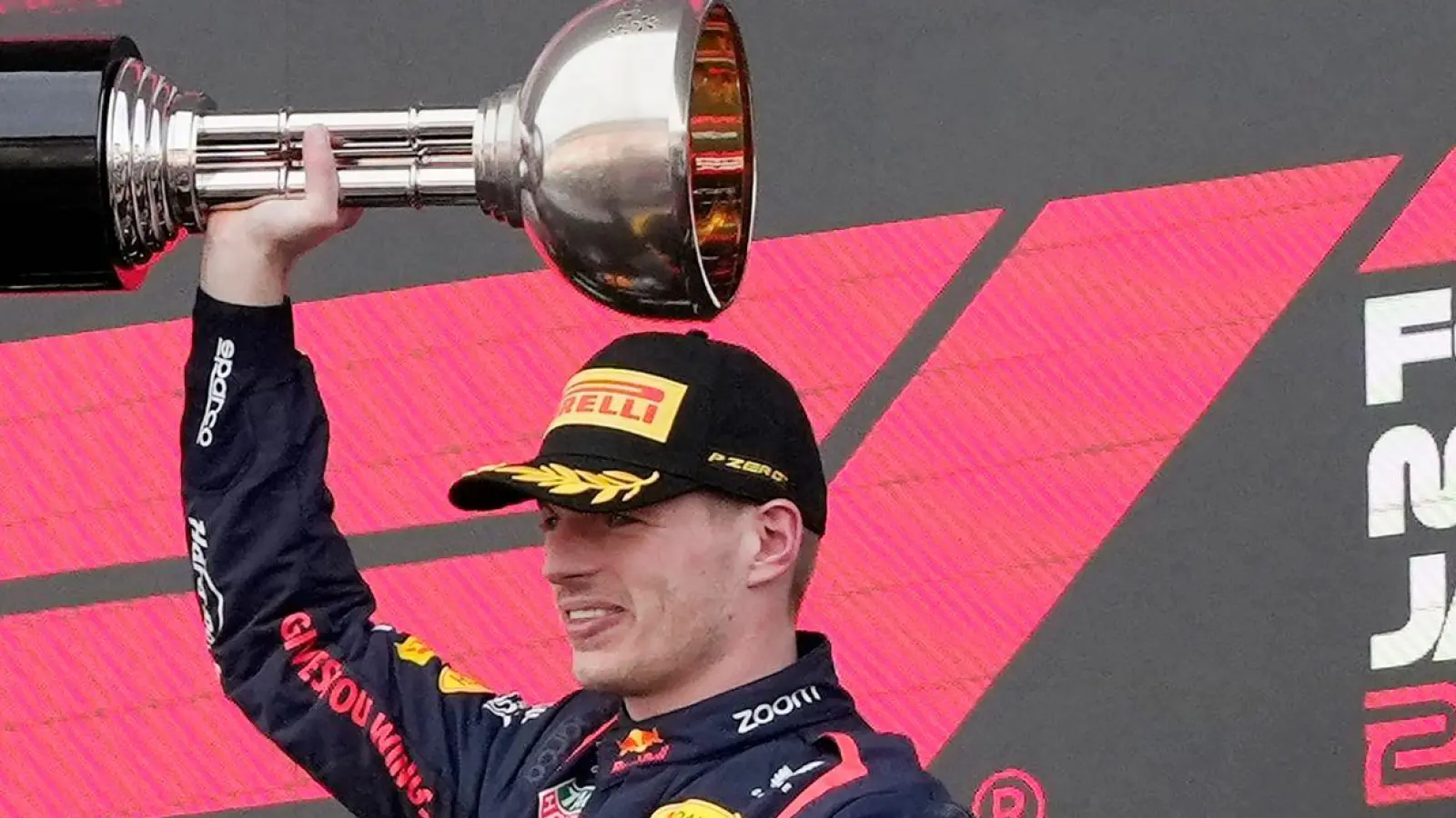 Red-Bull-Pilot Max Verstappen hat auch den Großen Preis von Japan gewonnen. (Foto: Hiro Komae/AP)