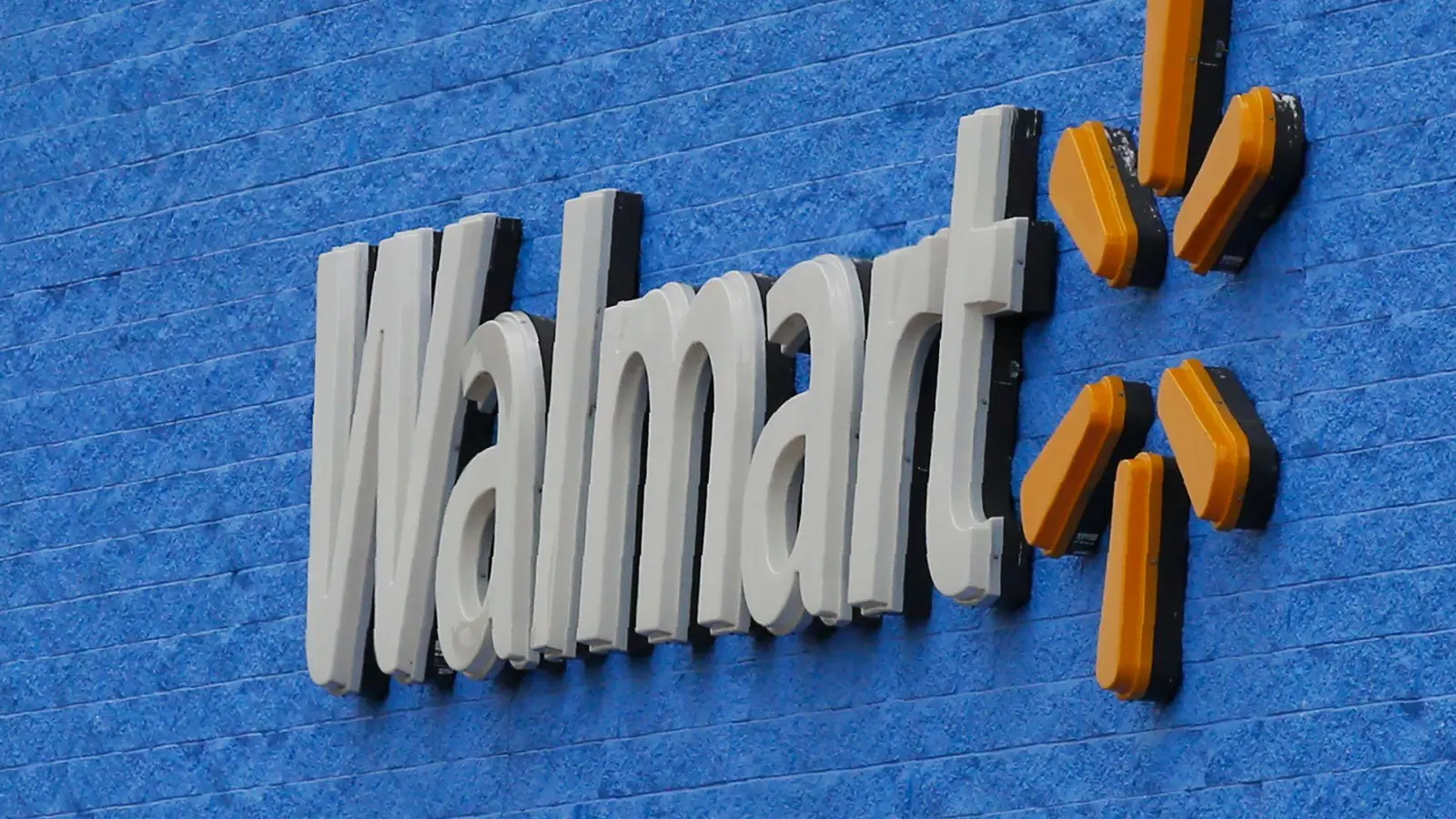 Die Kosten für Walmart steigen „jede Woche“, sagt der Firmenchef. (Archivbild) (Foto: Sue Ogrocki/AP/dpa)