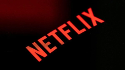 Von Netflix kommt künftig mehr Videomaterial im Vertikal-Format. (Archivbild) (Foto: Fabian Sommer/dpa)