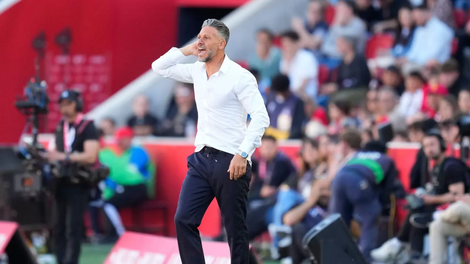 Trainer Martín Demichelis wird der neue Trainer bei RB Leipzig werden. (Archivbild)  (Foto: Jose Breton/AP/dpa)