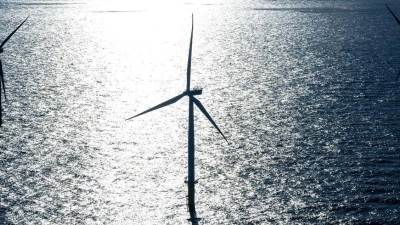 Der Offshore-Windpark Riffgat rund 15 Kilometer nördlich der Insel Borkum. (Foto: Sina Schuldt/dpa)