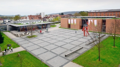 In Ansbach hat die Hochschule einen großen Campus (Foto), in Neustadt soll es ein Technologie-Transfer-Zentrum werden.  (Foto: Jim Albright)