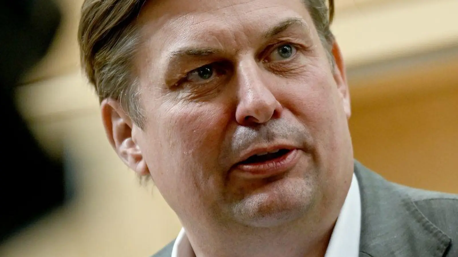 Der Bundestag hat Durchsuchungen beim AfD-Abgeordneten Krah genehmigt. (Archivbild) (Foto: Britta Pedersen/dpa)