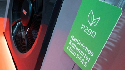 Einige namhafte Hersteller von Wärmepumpen nutzen das natürliche Kältemittel R290. (Foto: Franziska Gabbert/dpa-tmn)