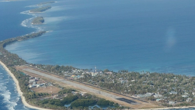 Tuvalu könnte in 100 Jahren im Meer versunken sein. (Archivbild) (Foto: Alastair Grant/AP/dpa)