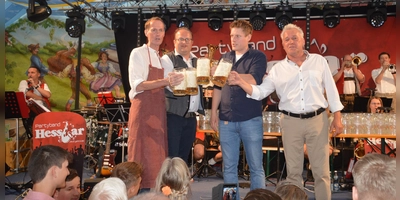 Heute Abend um 18.30 Uhr wird das Volksfest mit dem Bieranstich eröffnet.  (Foto: Peter Tippl)
