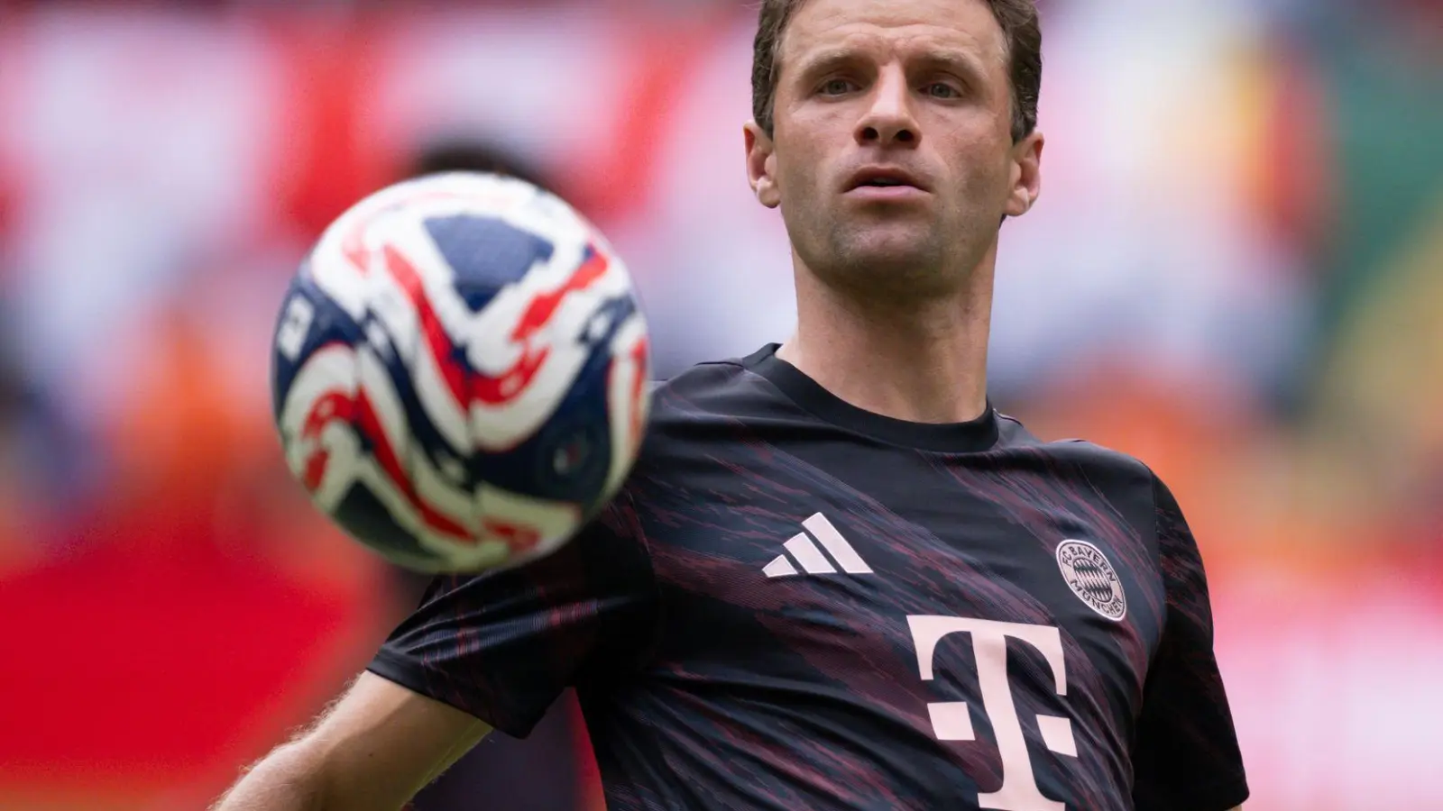 Nach 25 Jahren beim FC Bayern sucht sich Thomas Müller eine neue Herausforderung. (Foto: Sven Hoppe/dpa)