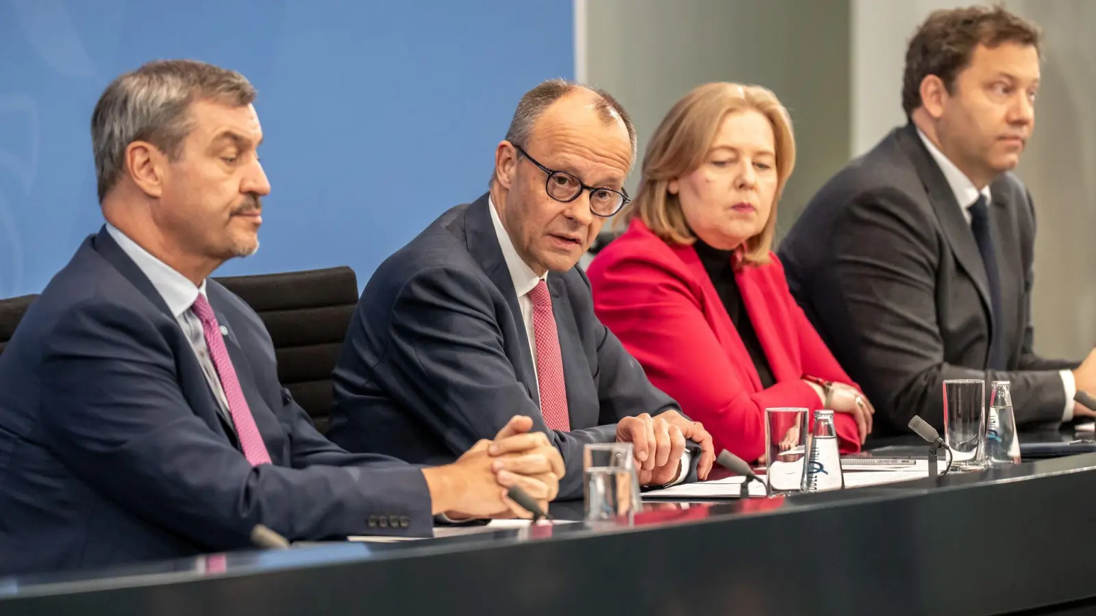 Union und SPD setzen auf mehr Gemeinsamkeit und Tempo. (Archivbild) (Foto: Michael Kappeler/dpa)
