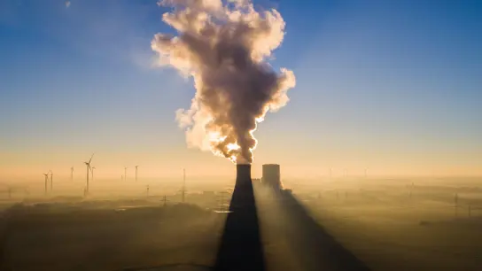 Das Steinkohlekraftwerk Mehrum war im Sommer 2022 das erste Kraftwerk in Deutschland, das nach der neuen Verordnung wieder an den Markt zurückkehrte. (Foto: Julian Stratenschulte/dpa)