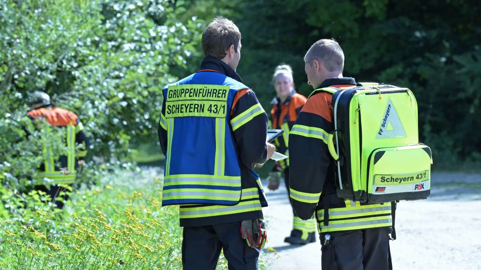 Rettungskräfte suchen nach einem vermissten 83-jährigen Mann. (Foto: Malin Wunderlich/dpa)