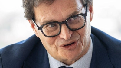 Seine Behörde erkenne Zusammenhänge, Strukturen und Hintermänner über Grenzen hinweg, erläutert der designierte EU-Staatsanwalt Andrés Ritter. (Foto: Harald Tittel/dpa)