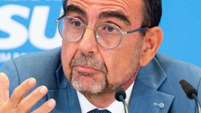 Die Unionsfraktionen sind sich einig - sollte die Linke in Berlin regieren, wollen sie die Regeln zur Finanzierung der Bundeshauptstadt neu diskutieren. CSU-Fraktionschef Holetschek gibt sich nach einem Treffen der Fraktionschefs kämpferisch. (Archivbild) (Foto: Daniel Vogl/dpa)