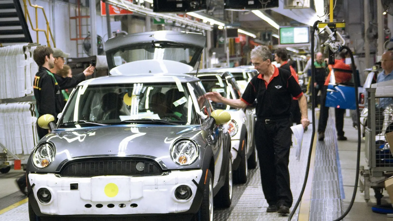 Produktion von Mini-Fahrzeugen im Werk in Oxford (Archivbild). (Foto: -/BMW AG/dpa)