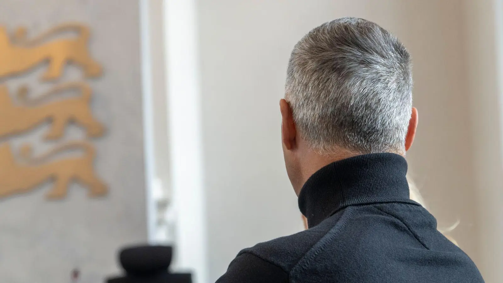 Es ist bereits das zweite Verfahren gegen den 54-Jährigen. (Foto: Stefan Puchner/dpa)
