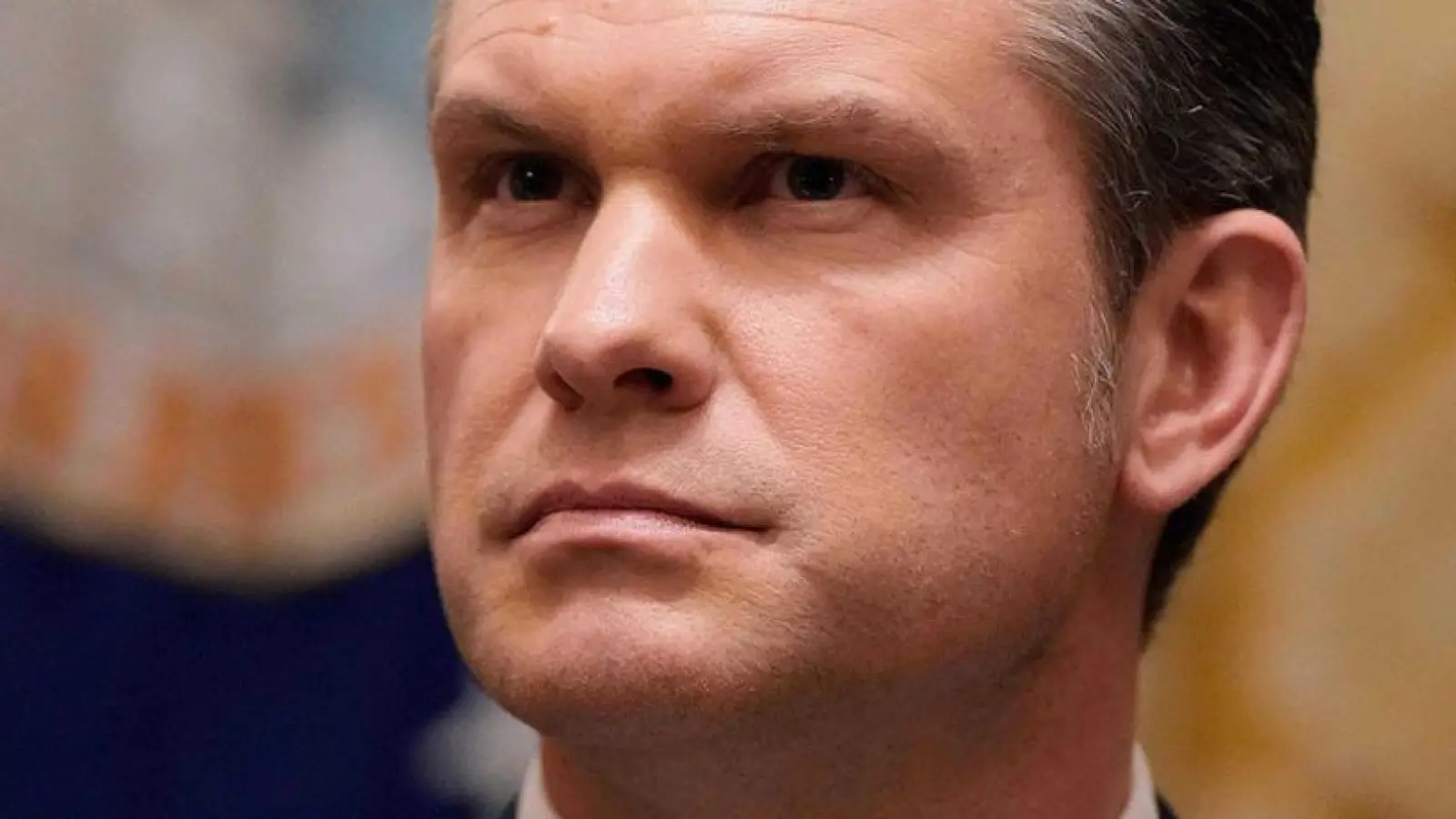 US-Verteidigungsminister Pete Hegseth informierte auf X. (Archivbild) (Foto: Julia Demaree Nikhinson/AP/dpa)