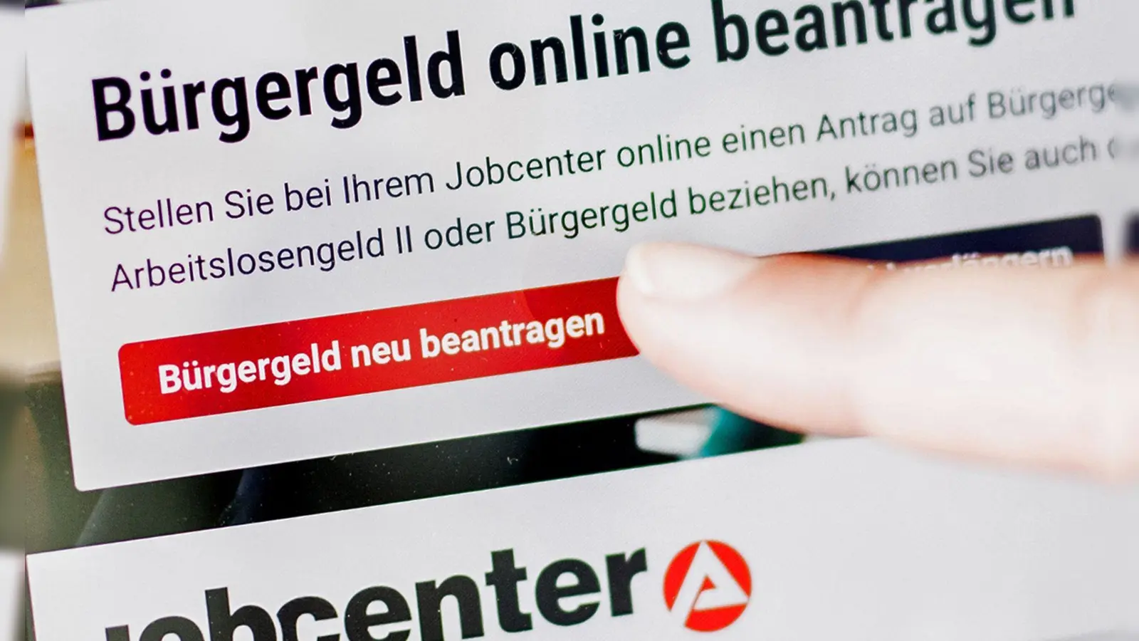 Geht es nach der Sozialstaatskommission, soll das System einfacher und transparenter werden. (Archivfoto) (Foto: Carsten Koall/dpa)