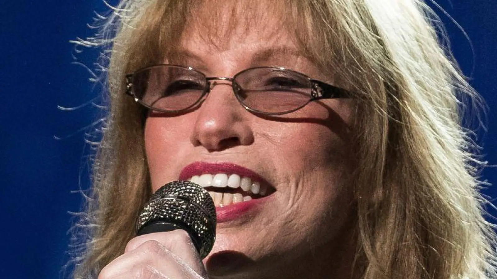 Die US-Sängerin Carly Simon hat eine Parkinson-Diagnose öffentlich gemacht. (Archivbild) (Foto: Charles Sykes/Invision/AP/dpa)