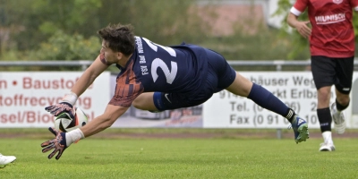 Nicolas Hurler (hier noch im Trikot des FSV Bad Windsheim) soll beim SVG zwischen die Pfosten.  (Foto: Martin Rügner)